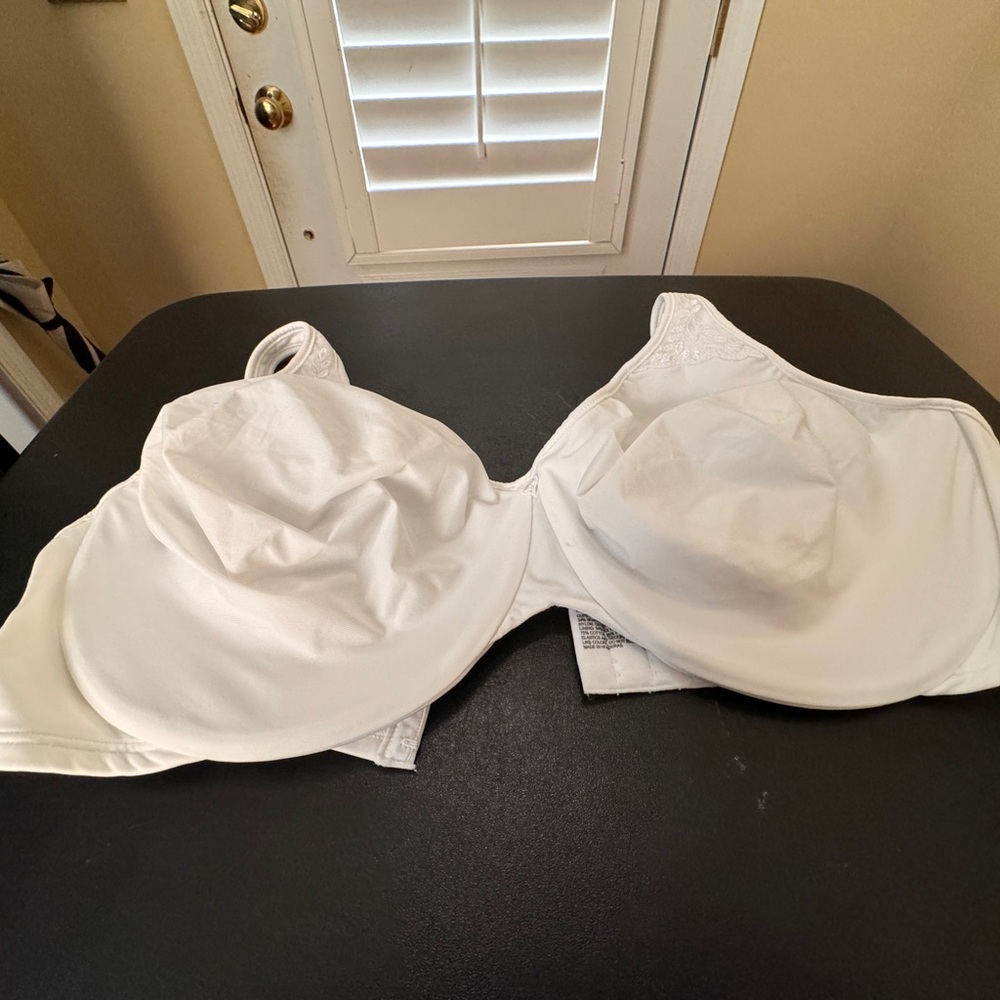 Bali 42 DDD white underwire bra